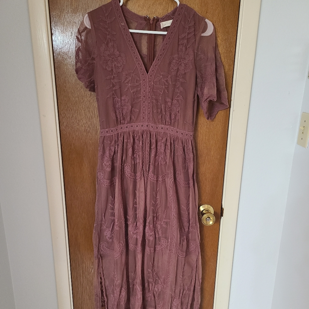 Lace maxi dress